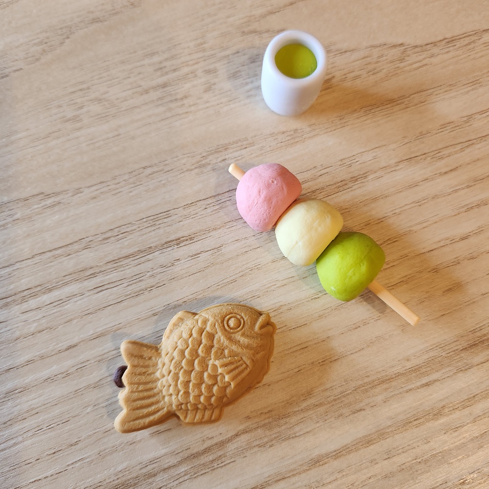 gomme-da-cancellare-a-forma-di-dolci-giapponesi-3-pezzi-dettaglio gomme da cancellare a forma di dolci giapponesi 3 pezzi dettaglio